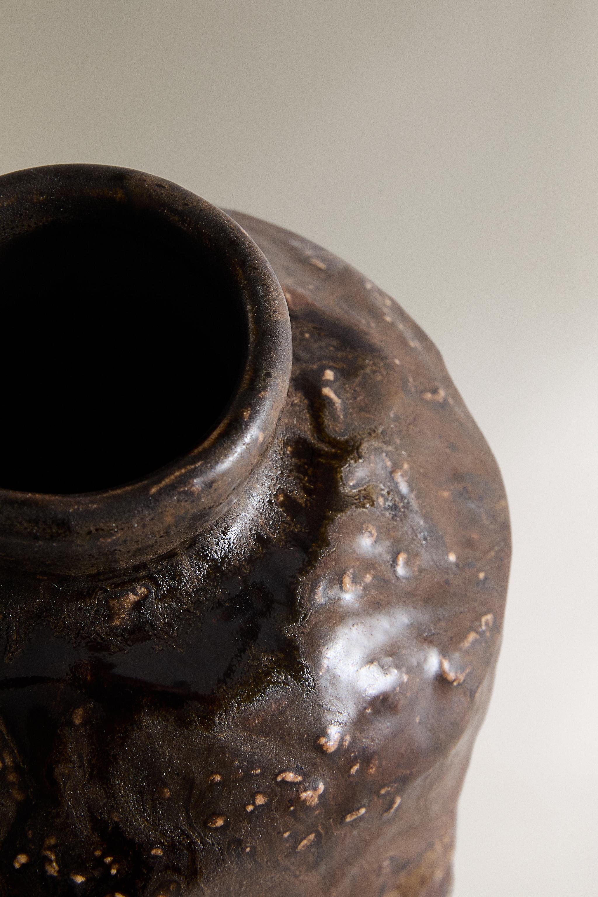 TEXTURED CERAMIC VASE